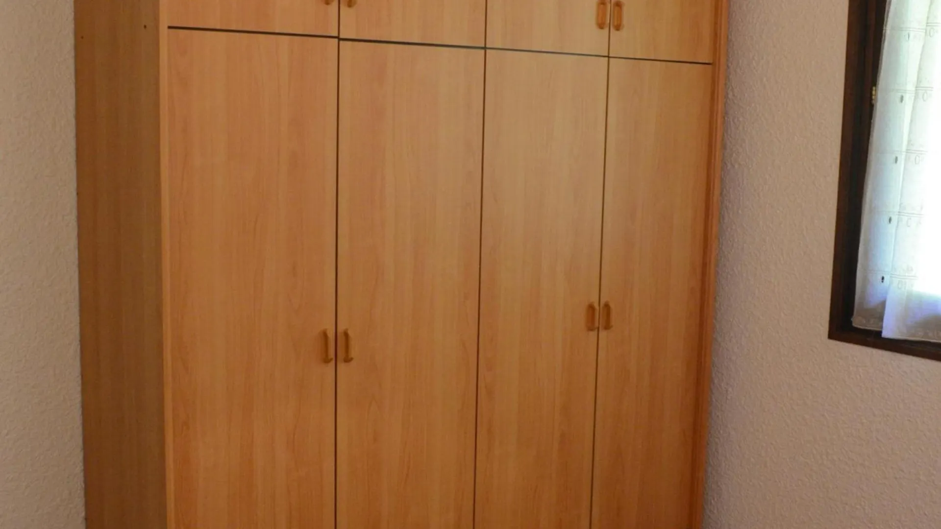 Chatel - 2 Pieces, 5 Pers, Balcon, Parking, Proche Remontees, Expose Sud/Ouest - Fr-1-676-83 0*,  France