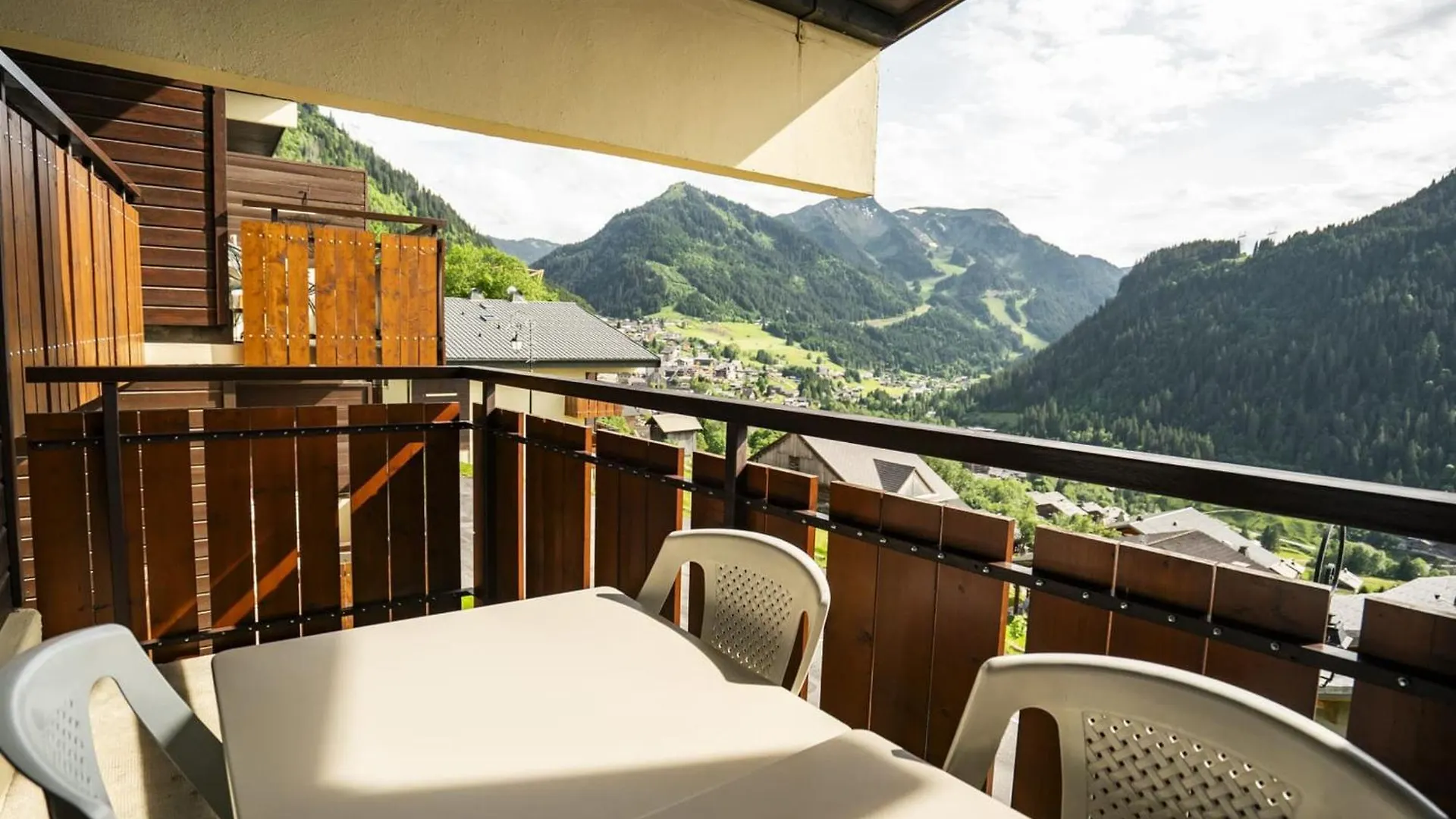 아파트 Chatel - 2 Pieces, 5 Pers, Balcon, Parking, Proche Remontees, Expose Sud/Ouest - Fr-1-676-83 프랑스